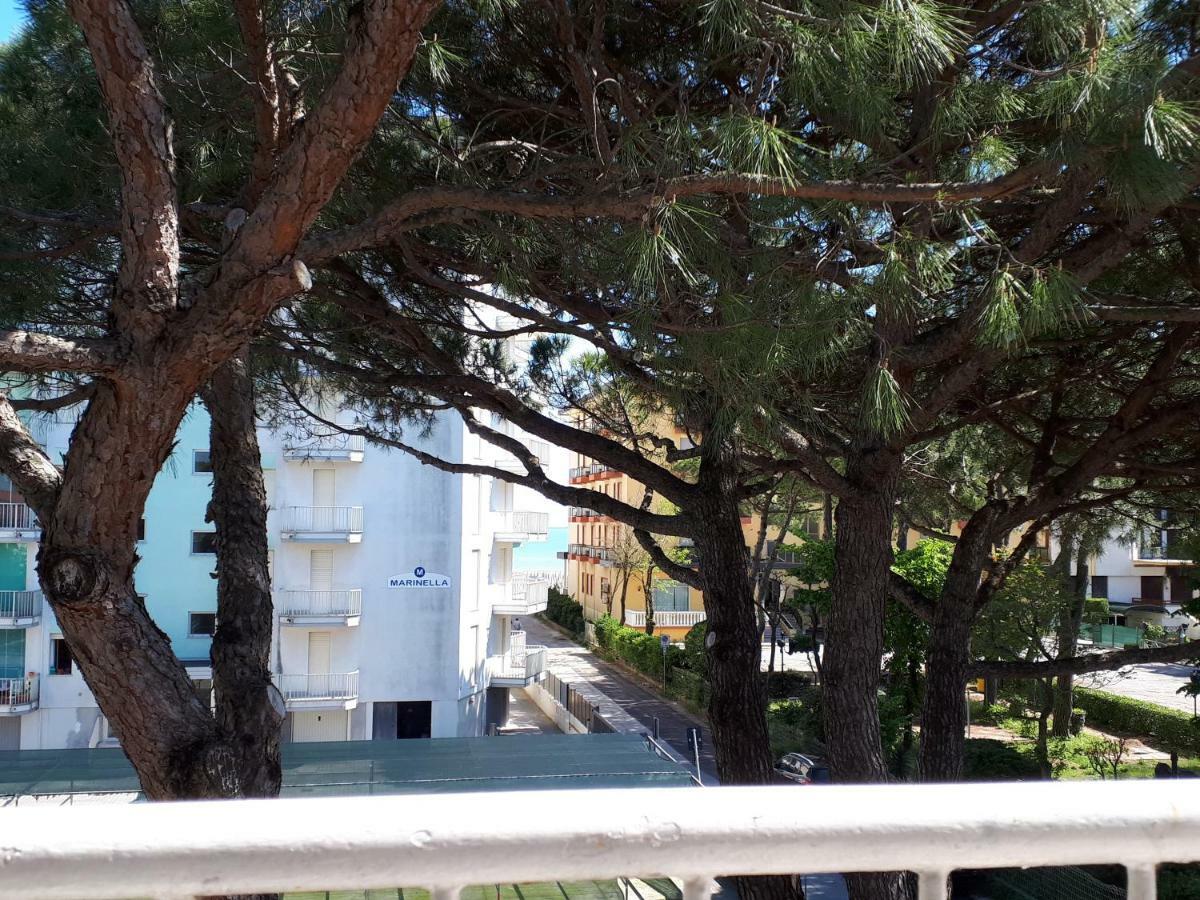 Hotel Villa Dina Лидо-ди-Езоло Экстерьер фото