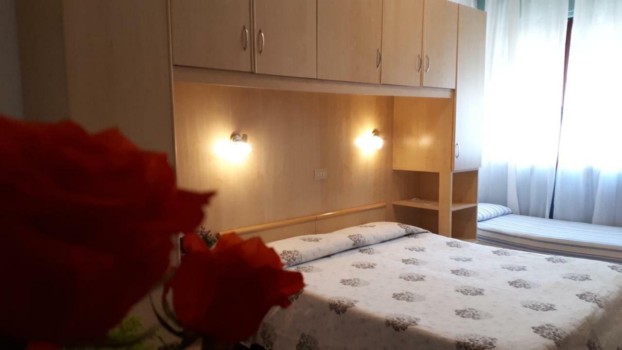 Hotel Villa Dina Лидо-ди-Езоло Экстерьер фото
